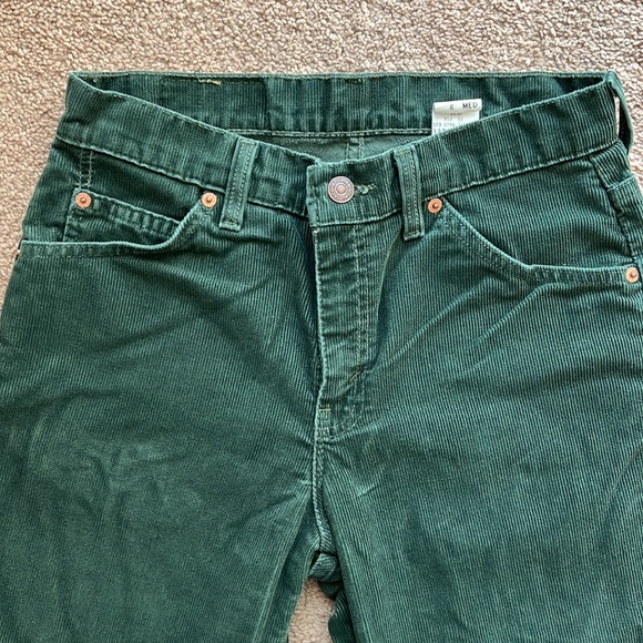 Vintage Levi’s Green Corduroys - Picture 3 of 9